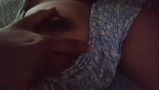 Sri Lankan woman seduces her partner via video call until orgasm Just love with Big boobs and wet pussy