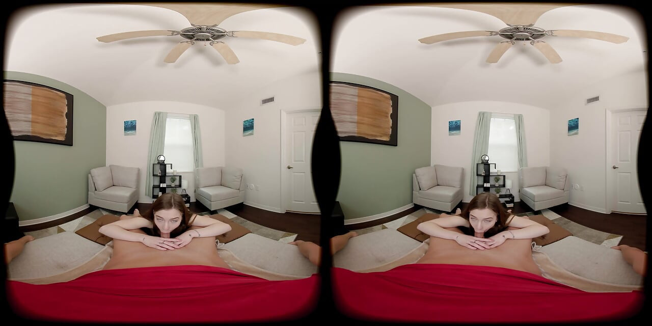 Forbvr - твоя зведена сестра з маленькими цицьками дражнить тебе, щоб показати свій член для гарячого сексу, відео від першої особи