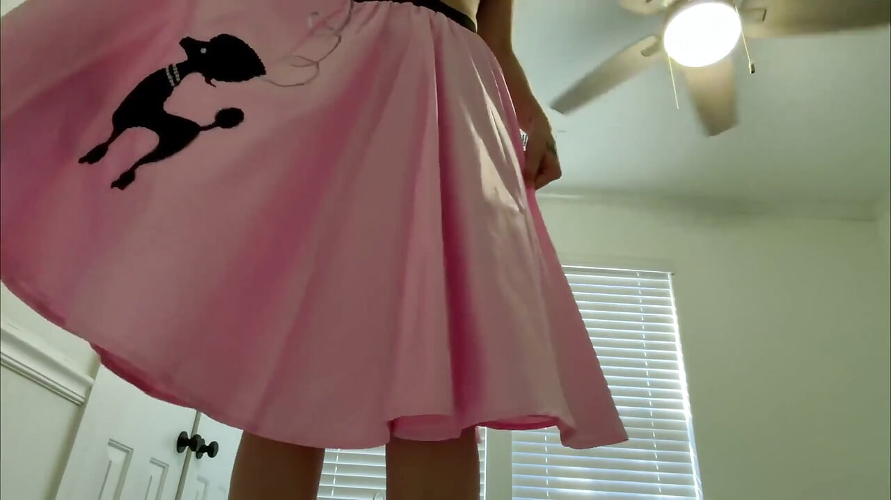 Devyn’s Sultry 's Giantess Fantasy 4K POV de petits frissons vous attend !
