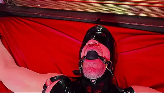 Latex Femdom Pleasures Stranger From The Fetish Club