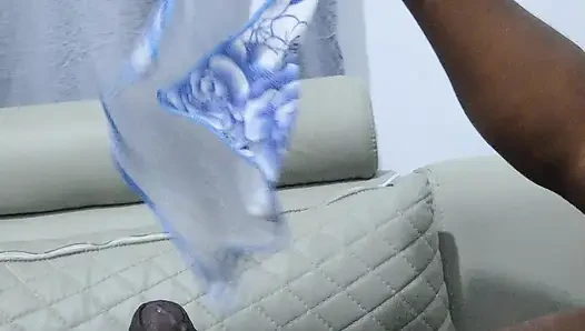 Her zaman büyük yarağımı isterler.