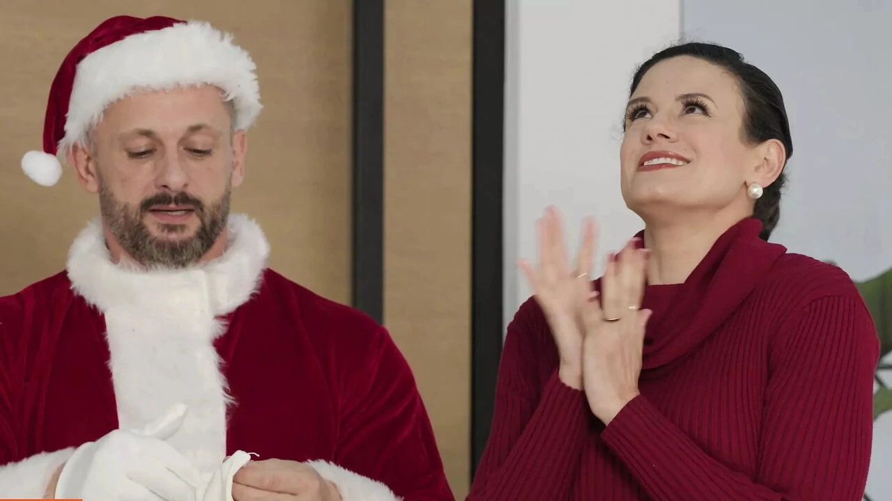 Horny teen Melody Marks turned Xmas unboxing into dirty foursome with stepbrother, stepfather and gorgeous MILF Penny Barber