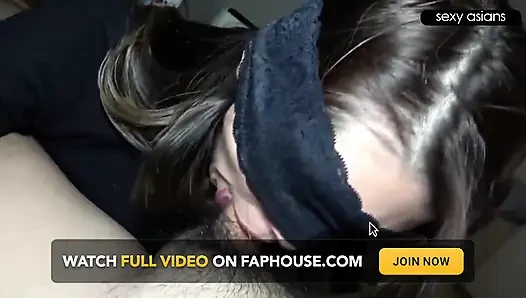 Schöne schöne verheiratete frau beginnt mit blowjob, unerwartete wendung führt zu intensiver creampie-begegnung