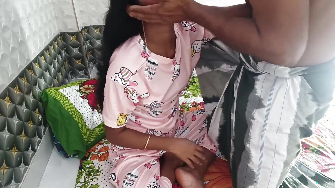 Une fille desi en tenues multiples, séance de sexe hardcore intense - amateur réel