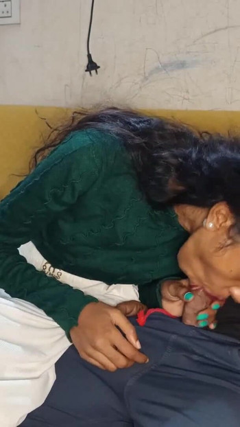 Lund ki piyasi | Clip 1