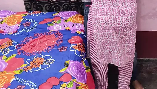 Hostel Se Aayi Choti Sali Ke Sath First Time Sex Keya