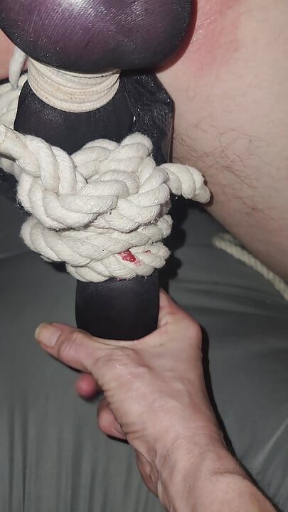 Goode Girl CBT a Nylon, Some Ropes e Ballbusting