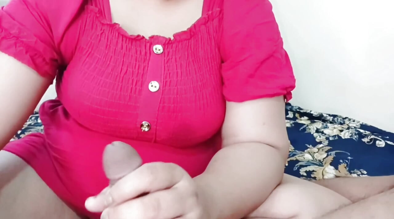 Desi bhabi cheating husband fucking husband's small stepbrother.
