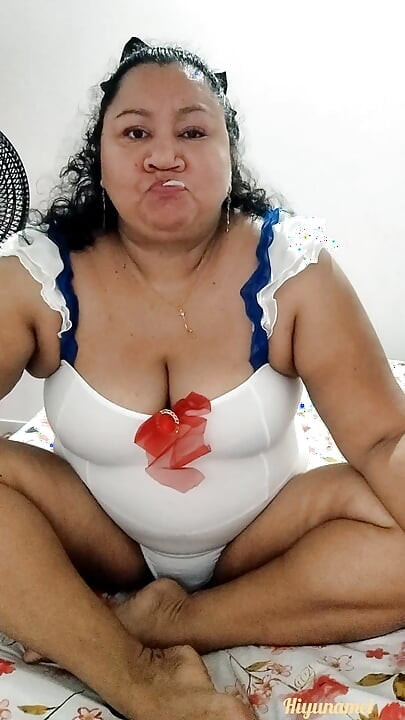 Very slutty German mother Tina, fucked by huge black cock and deep throat Man uses the old system of picking up girls in his