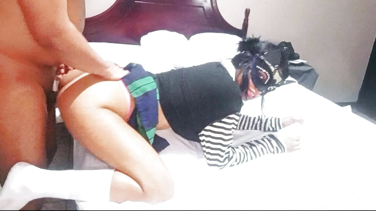 schoolgirl leaves with a stranger after class