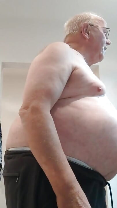 Memeli acı verici dayak