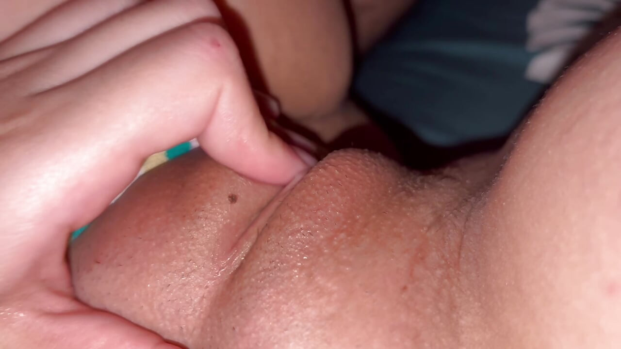 Stepmom, handjob, and cum in mouth cant fuck with a small dick.