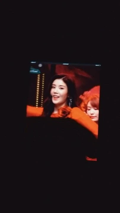 Izone eunbi cum tisztelgés