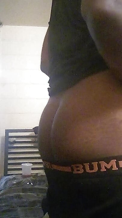 Gay Black Femboy Couldn't Resist Spreading His Cheeks Tight Bootyhole Anal