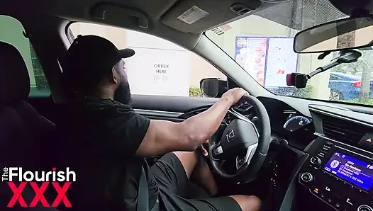 Fries Und Überraschung: Melia Avelin Und Tysin Black