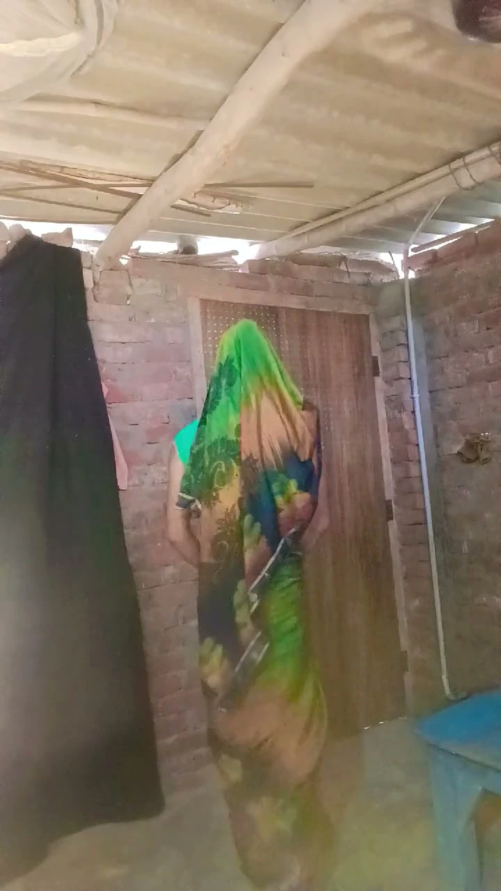 Sapna crossdresser in saree video,sapnarani24