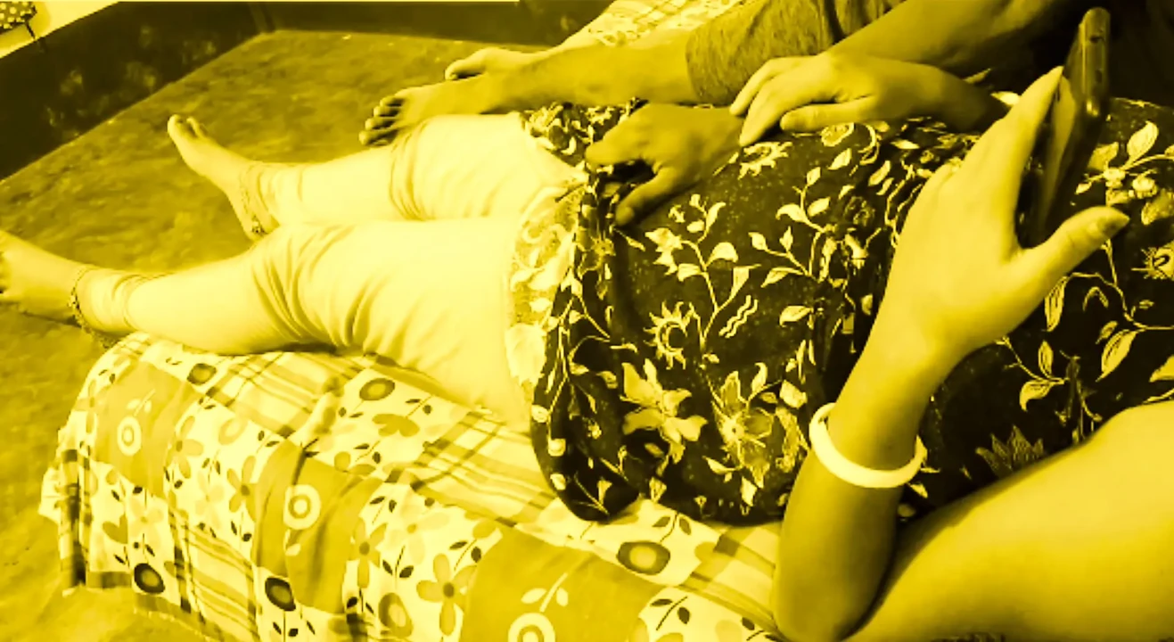 Cute Milf Desi Bhabi Seduced By Big Dick Devar in her bed room.