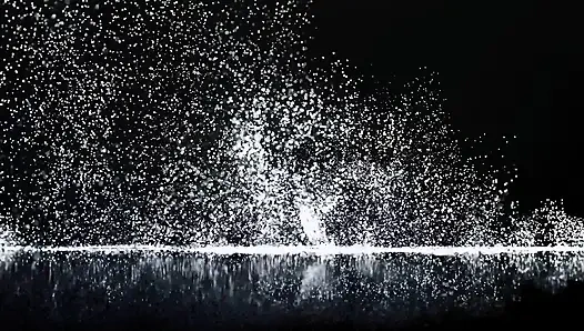 Jessica Martinez трахают, пока другая горничная наблюдает