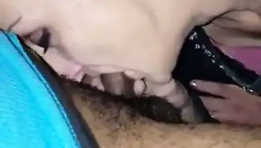 i love look she suck toothless