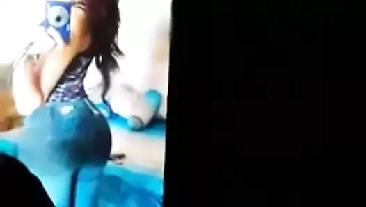 Cum tribute  mi putita culona 3
