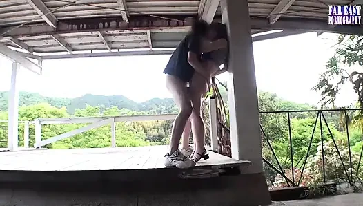 İnce bir güzellik olarak yayın yolculuğu açık havada ayakta bırakmanın heyecanını yaşıyor bölüm 3