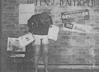 Vendeuse de Journauxgirl (1957)