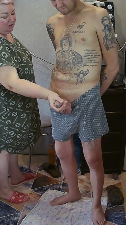 mother-in-law does a deep blowjob jerks off a dick to a cumshot | Clip 1