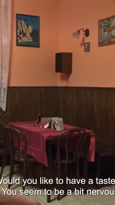 Doppelhuren terrorisieren einen opa | Clip 1