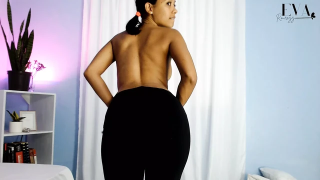 Pon tu leche en mis tetas