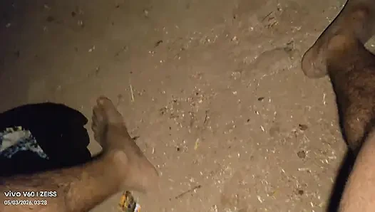 Bhabhi ko rat ke andhere mai choda