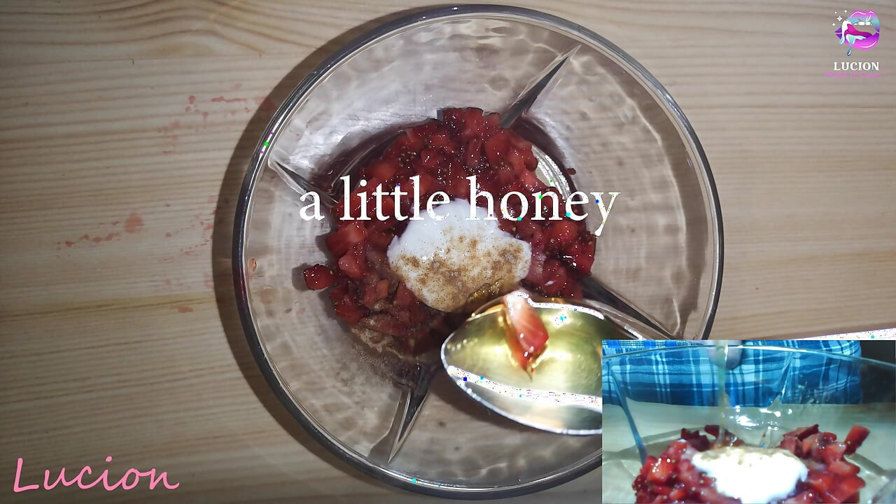 Strawberies với tinh