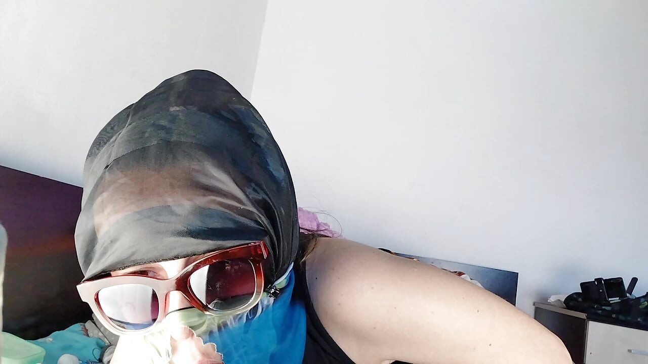 Blowjob cucumber amateur wife. Big Bruneta, big tits.