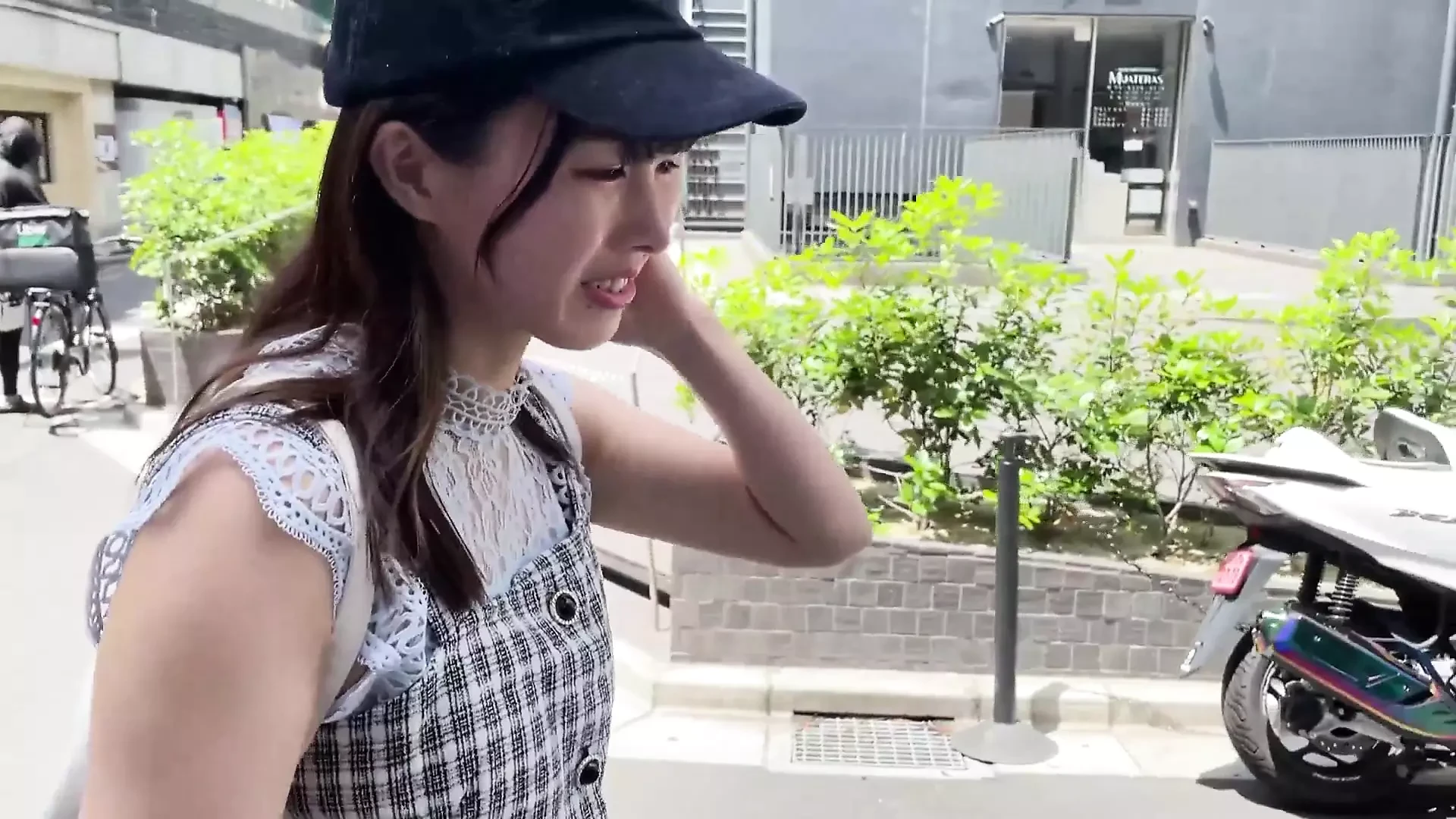 A Genuinely Lewd College Girl Who Enjoys Being Fucked! Even Though She's Wearing a Panda Costume,