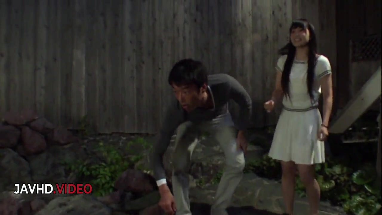 熱い日本の女神春日野由衣がセックスされ、精液を飲み込まされる