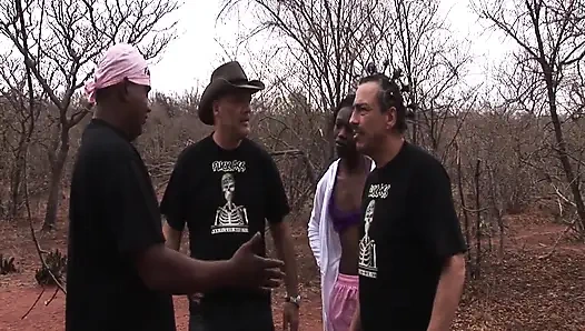 Kumda Gömülü Güzellik: Vahşi Açık Hava Fetiş Seks