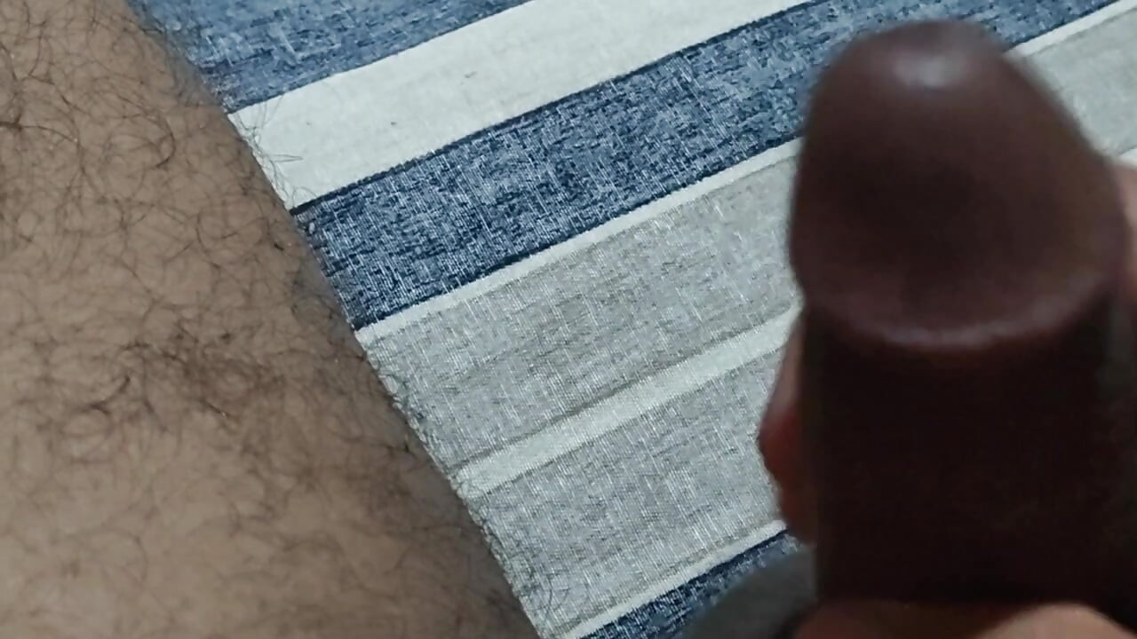 Big Cock Horny Daddy Jarking at home