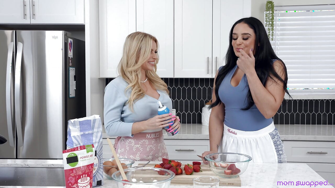 Learning to Please Your Tradwife - S4:e1