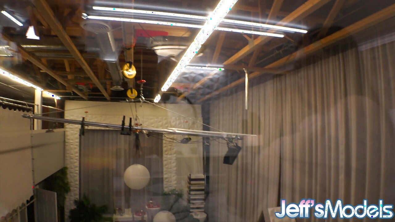 Heerlijke bbw Sydney schreeuwt op zoek naar solo-plezier