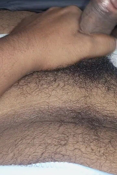 핑거링 보지로 섹스하는 인도 마누라