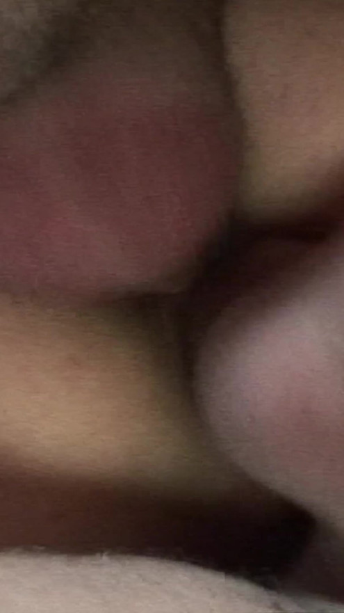 neue alte bekommt erstmal drei schwaenze zu spuerren muss schlucken ficken und bekommt es anal | Clip 2