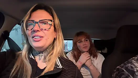 Karton leş yiyci bizi görünce azgındı