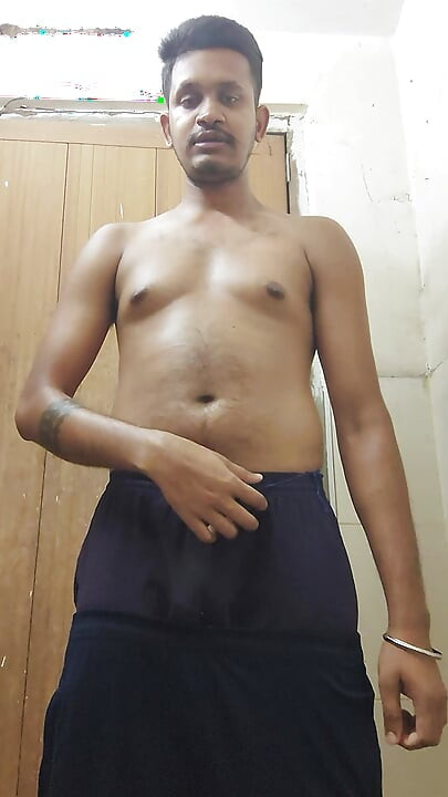 Indian play boy bathroom sex show big dick and play