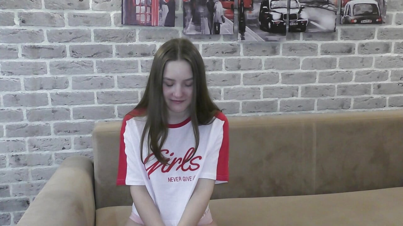 Podcast cu o tânără virgină