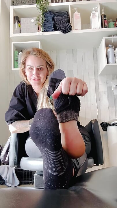 Gwen's Soft Sweaty Sexy Soles Will Keep You Living On The Edge (Teaser)