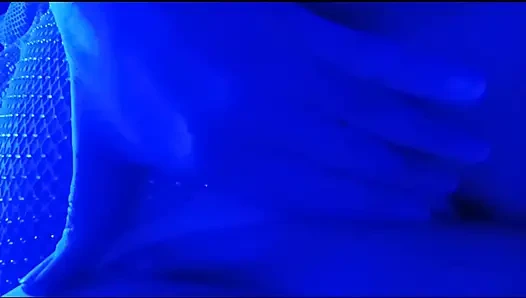 Возбужденная шлюшка