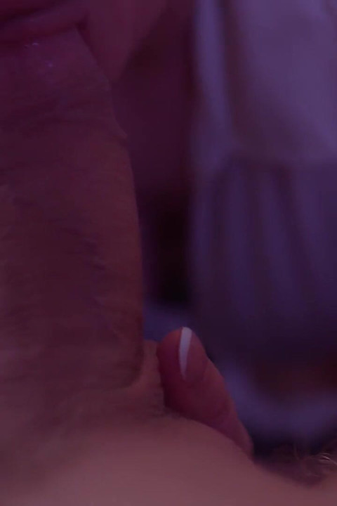 Slut Gives Deepthroat Blowjob