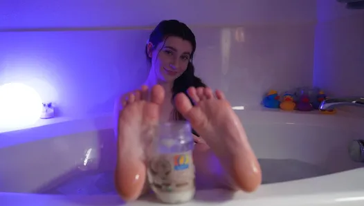 JOI oily foot fetish in bathtub