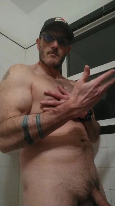 Horny Muscle Bear (CK Kodiak) Blows Big Load In Shower