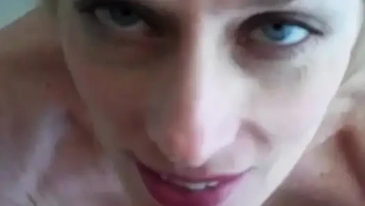 Melanie'nin şehvetli oral becerileri