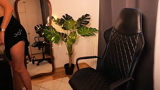 Seksi Parmakları Sokuyor